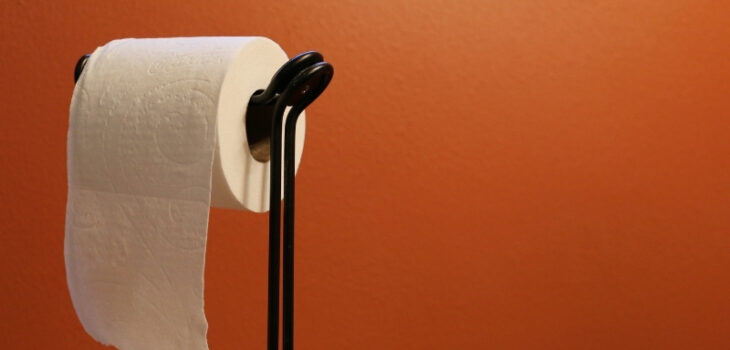 stojak na papier toaletowy